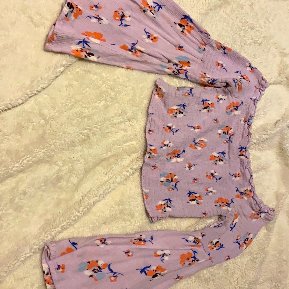 Flare sleeves crop top stretchy